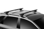 Thule Raised Rail with Thule WingBar Evo Black roof bars