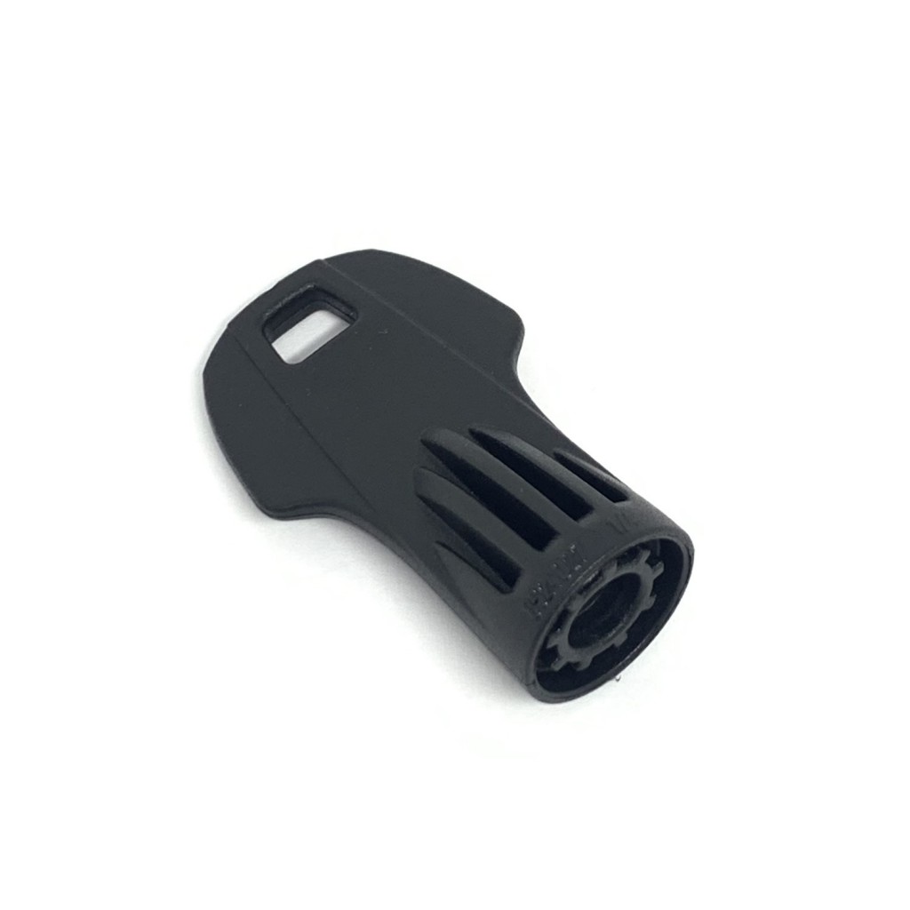 Thule 50283 plastic key 04	