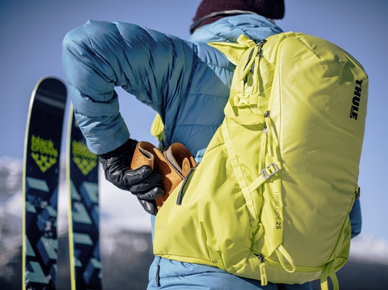 thule upslope ski and snowboard backpack
