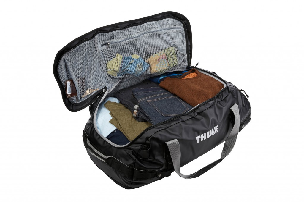 thule chasm 90l duffel bag