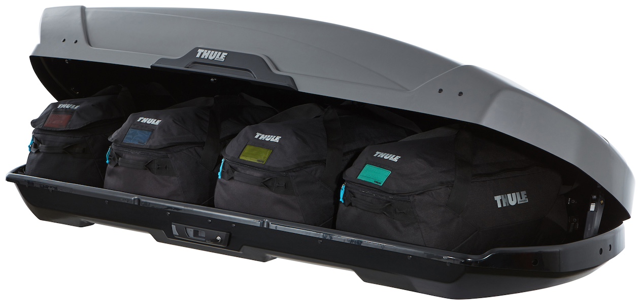 Thule GoPack Duffel Set inside Motion M roof box